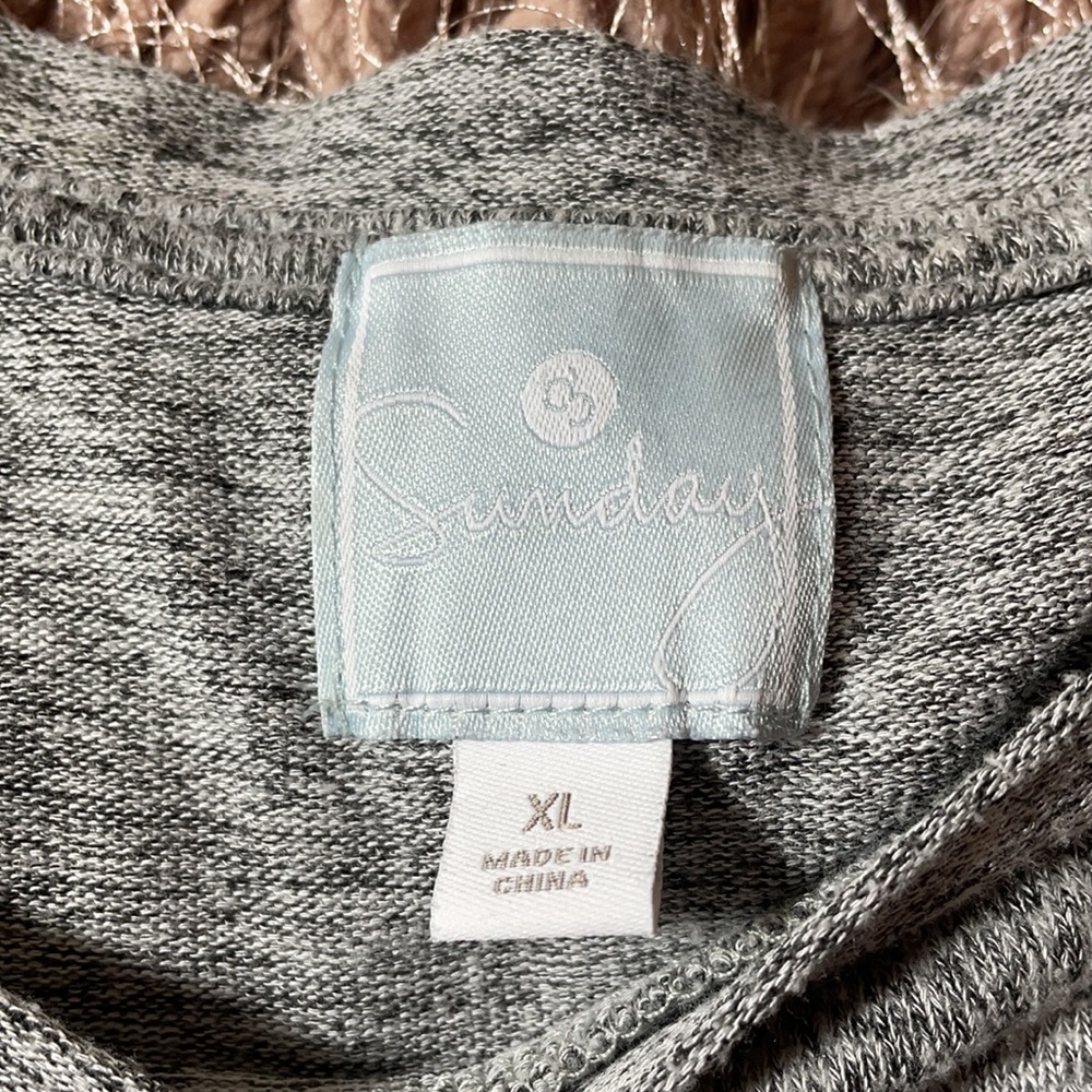 Sunday’s long sleeved top - Picture 3 of 4
